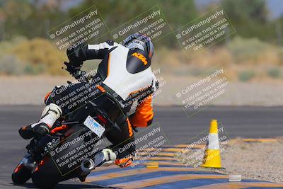 media/Sep-25-2023-Moto Forza (Mon) [[81ffa65e0a]]/B-C Group/Session 4 (Turn 2 Backside)/
